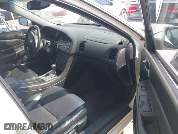 2003 Acura TL Type S with VIN 19UUA56803A024758, listed as a IAAI auction lot 42032492 with 209,302 mi miles. Bid and sale history available at carsss.com. Image 5.