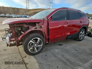 2020 GMC Terrain SLT z VIN 3GKALPEV0LL223255, wystawiony jako Copart lot #51452565 z przebiegiem 96 801 mil mil oraz Szkoda całkowita • Salvage title. Historia ofert i sprzedaży dostępna na DreamBid. Obrazek 1.
