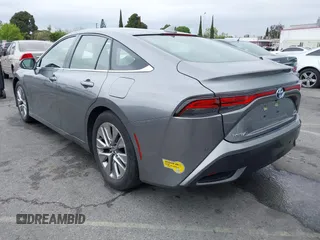 2022 Toyota Mirai XLE z VIN JTDAAAAA0NA004985, wystawiony jako IAAI lot #41902348 z przebiegiem 36 208 mil mil oraz . Historia ofert i sprzedaży dostępna na DreamBid. Obrazek 3.