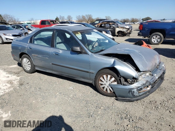 1995 Honda Accord LX with VIN 1HGCD5632SA125497, listed as a Copart auction lot 46953775 with 122,687 mi miles and Salvage Title. Bid and sale history available at DreamBid. Image 4.