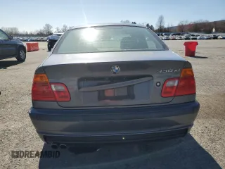 2001 BMW 3 Series 330i with VIN WBAAV53421JR79675, listed as a Copart auction lot 50988985 with 134,600 mi miles and Salvage Title. Bid and sale history available at carsss.com. Image 6.