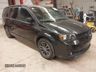 2016 Dodge Grand Caravan R/T with VIN 2C4RDGEGXGR375369, listed as a IAAI auction lot 41698526 with 119,132 mi miles and . Bid and sale history available at DreamBid. Image 1.