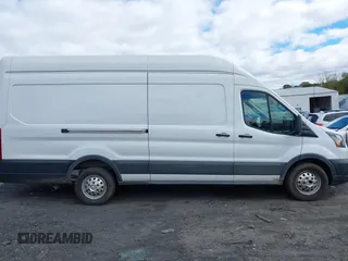 2022 Ford Transit Cargo with VIN 1FTBR3U85NKA64529, listed as a IAAI auction lot 40581639 with 70,680 mi miles and . Bid and sale history available at DreamBid. Image 13.