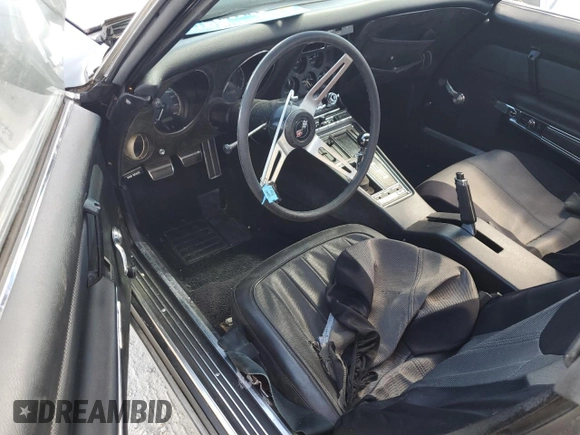 1969 Chevrolet Corvette z VIN 194379S728674, wystawiony jako Copart lot #77126284 z przebiegiem Nie podano mil oraz Szkoda całkowita • Salvage title. Historia ofert i sprzedaży dostępna na DreamBid. Obrazek 8.