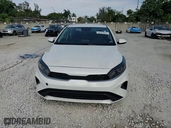 2024 Kia Forte LXS with VIN 3KPF24AD6RE792608, listed as a Copart auction lot 50544005 with 22,030 mi miles and Non Repairable. Bid and sale history available at carsss.com. Image 13.