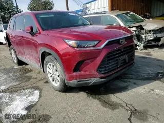 2024 Toyota Grand Highlander Hybrid XLE with VIN 5TDACAB51RS018723, listed as a Copart auction lot 45897355 with 5,977 mi miles and Salvage Title. Bid and sale history available at carsss.com. Image 12.