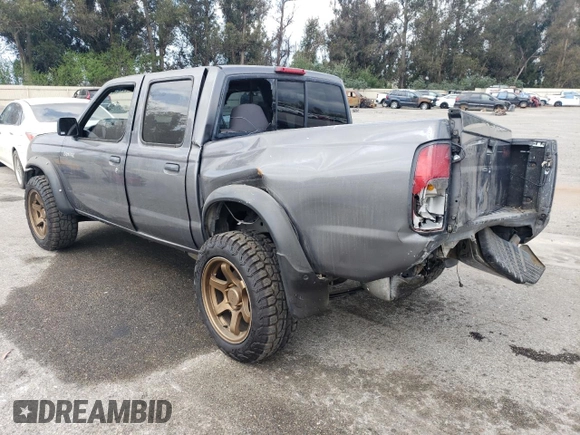2000 Nissan Frontier XE with VIN 1N6ED27T5YC426456, listed as a Copart auction lot 54411425 with 117,600 mi miles and Salvage title. Bid and sale history available at DreamBid. Image 2.