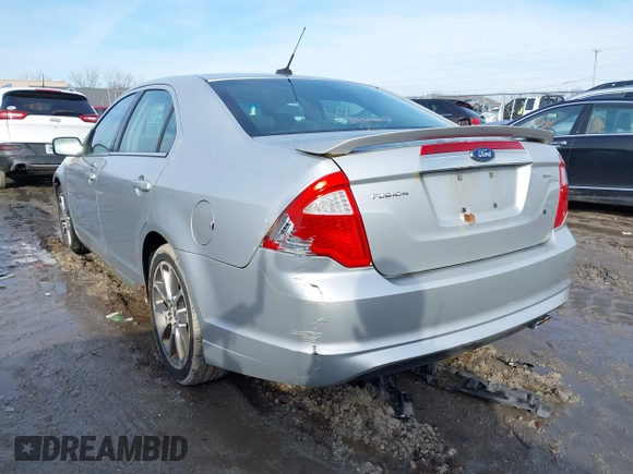 2010 Ford Fusion SEL with VIN 3FAHP0JA4AR179088, listed as a IAAI auction lot 41668231 with 188,265 mi miles. Bid and sale history available at carsss.com. Image 3.