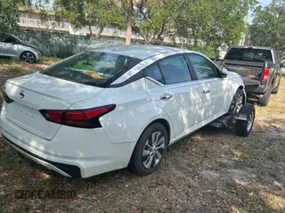 2019 Nissan Altima S z VIN 1N4BL4BV1KC232212, wystawiony jako Copart lot #62086185 z przebiegiem 55 757 mil mil oraz Czysty tytuł • Clean title. Historia ofert i sprzedaży dostępna na DreamBid. Obrazek 4.