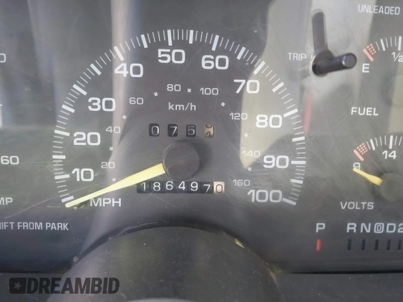 1994 Chevrolet Astro with VIN 1GNEL19W5RB123229, listed as a IAAI auction lot 41675096 with 186,497 mi miles. Bid and sale history available at carsss.com. Image 7.