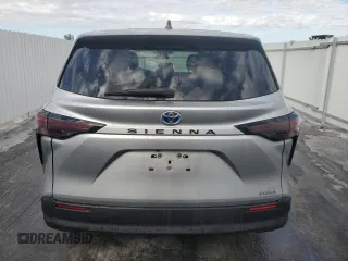 2023 Toyota Sienna LE with VIN 5TDKRKEC4PS168888, listed as a Copart auction lot 46527065 with 34,428 mi miles and Clean Title. Bid and sale history available at carsss.com. Image 6.