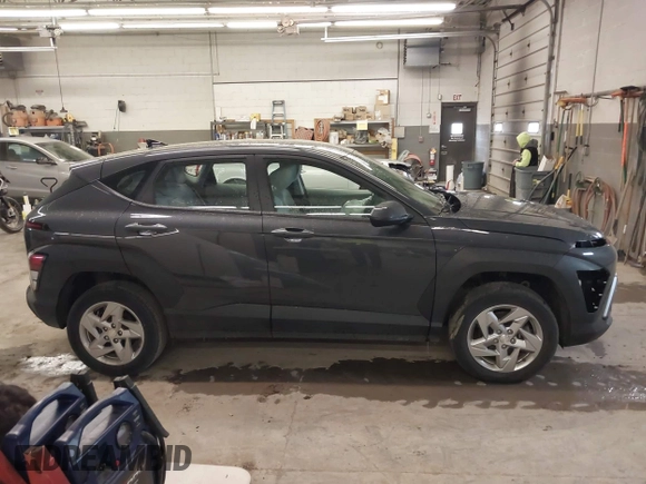 2024 Hyundai Kona SE with VIN KM8HACABXRU041822, listed as a IAAI auction lot 41940887 with 24,505 mi miles. Bid and sale history available at carsss.com. Image 14.