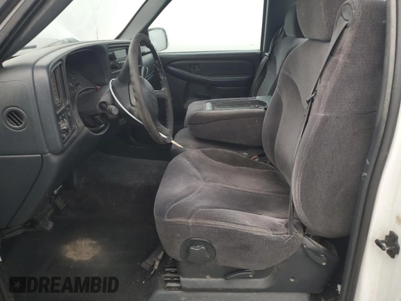 1999 GMC New Sierra 1500 SL with VIN 1GTEC14V0XE515294, listed as a Copart auction lot 83697634 with 0 mi miles and Salvage Title. Bid and sale history available at carsss.com. Image 7.
