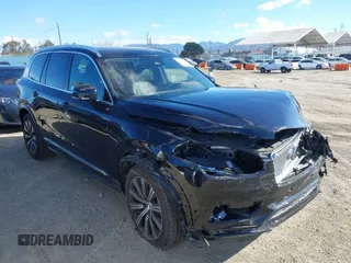 2024 Volvo XC90 Plus Bright Theme with VIN YV4062PE1R1220828, listed as a IAAI auction lot 41698688 with 8,273 mi miles. Bid and sale history available at carsss.com. Image 1.