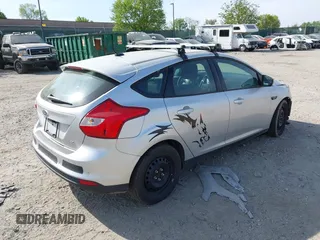 2012 Ford Focus SE with VIN 1FAHP3K20CL223856, listed as a IAAI auction lot 42096207 with 126,838 mi miles and . Bid and sale history available at carsss.com. Image 4.