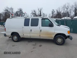 2004 Ford Econoline Cargo z VIN 1FTNE24L04HB05474, wystawiony jako IAAI lot #41320247 z przebiegiem 153 216 mil mil oraz . Historia ofert i sprzedaży dostępna na DreamBid. Obrazek 13.