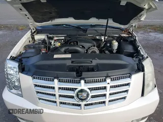 2007 Cadillac Escalade z VIN 1GYFK63837R139628, wystawiony jako IAAI lot #41108201 z przebiegiem 243 847 mil mil oraz . Historia ofert i sprzedaży dostępna na DreamBid. Obrazek 10.