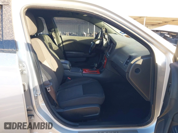 2019 Dodge Charger SXT with VIN 2C3CDXJGXKH706854, listed as a IAAI auction lot 41805578 with 60,240 mi miles and . Bid and sale history available at DreamBid. Image 5.