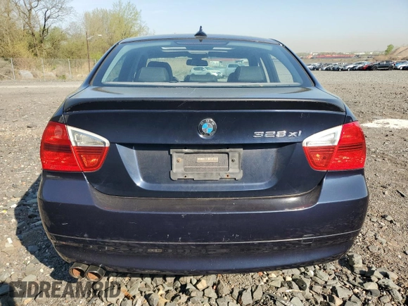 2007 BMW 3 Series 328xi with VIN WBAVC73597KP30532, listed as a Copart auction lot 54102915 with 143,583 mi miles and Clean title. Bid and sale history available at DreamBid. Image 6.
