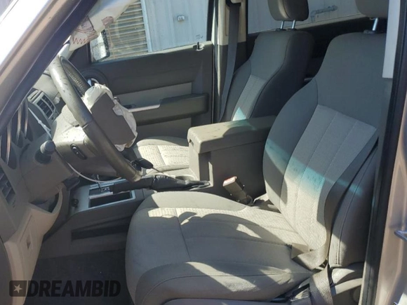 2008 Dodge Nitro SLT with VIN 1D8GT58K68W228975, listed as a Copart auction lot 75623394 with 129,770 mi miles and Salvage Title. Bid and sale history available at DreamBid. Image 7.
