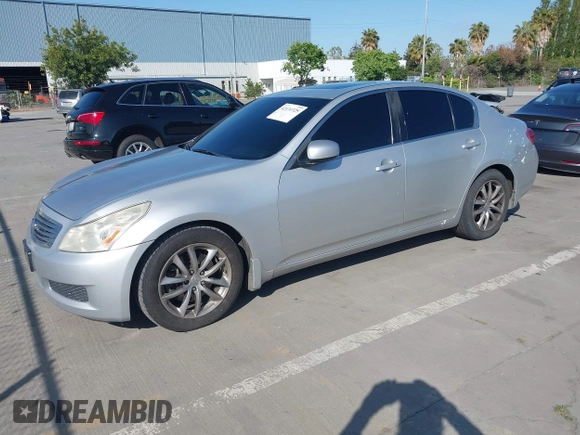 2008 Infiniti G35 Journey with VIN JNKBV61E28M212313, listed as a IAAI auction lot 42131325 with 143,123 mi miles. Bid and sale history available at carsss.com. Image 17.