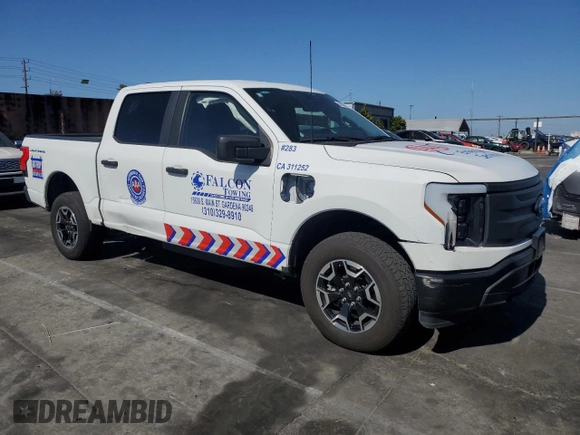 2023 Ford F-150 Lightning Pro с VIN 1FTVW1EL2PWG13712, выставлен на аукционе Copart как лот 56950955 с пробегом 60 605 миль миль и Списание • Salvage title. История ставок и продаж доступна на DreamBid. Изображение 4.