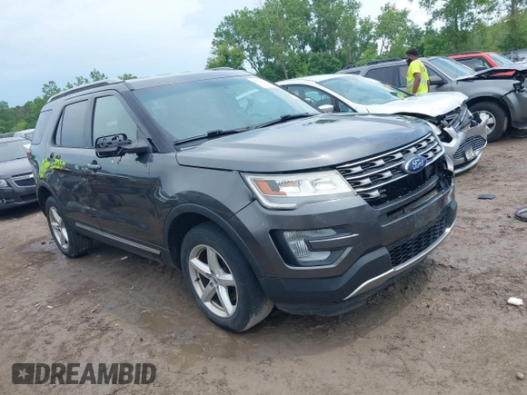 2017 Ford Explorer XLT z VIN 1FM5K8D87HGB29110, wystawiony jako IAAI lot #42523409 z przebiegiem 124 818 mil mil oraz . Historia ofert i sprzedaży dostępna na DreamBid. Obrazek 1.