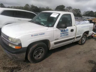 2002 Chevrolet Silverado 1500 with VIN 1GCEC14W12Z172537, listed as a IAAI auction lot 41950987 with 254,067 mi miles. Bid and sale history available at carsss.com. Image 2.