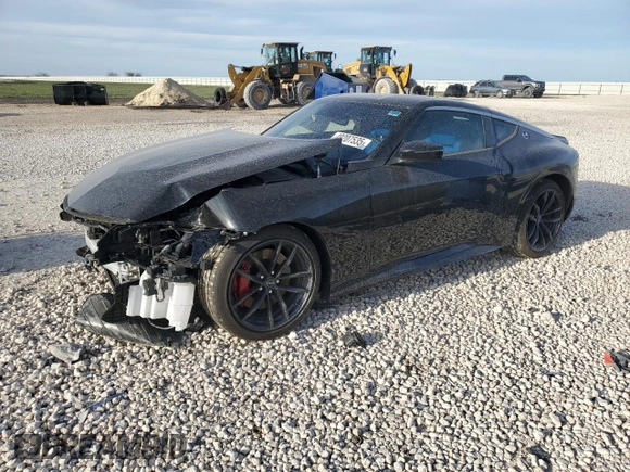2024 Nissan Z Performance с VIN JN1BZ4BH3RM366584, выставлен на аукционе Copart как лот 49207535 с пробегом 4 936 миль миль и Списание • Salvage title. История ставок и продаж доступна на DreamBid. Изображение 1.