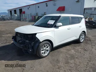 2023 Kia Soul LX with VIN KNDJ23AU7P7861503, listed as a IAAI auction lot 41707980 with 43,028 mi miles. Bid and sale history available at carsss.com. Image 18.