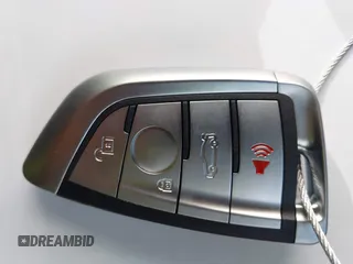 2021 Nissan Versa SV z VIN 3N1CN8EV4ML862408, wystawiony jako IAAI lot #42233052 z przebiegiem 80 435 mil mil oraz . Historia ofert i sprzedaży dostępna na DreamBid. Obrazek 11.