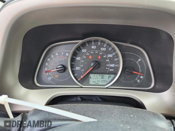 2014 Toyota RAV4 LE with VIN 2T3ZFREV3EW107626, listed as a Copart auction lot 61142985 with 141,094 mi miles and Salvage title. Bid and sale history available at DreamBid. Image 9.
