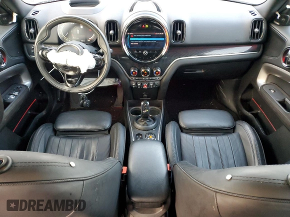 2021 MINI Countryman Cooper with VIN WMZ43BR09M3M93186, listed as a Copart auction lot 82433544 with 54,619 mi miles and Salvage title. Bid and sale history available at DreamBid. Image 8.