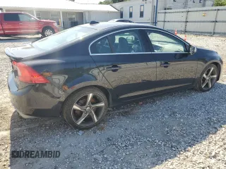 2012 Volvo S60 T6 z VIN YV1902FH3C2084933, wystawiony jako Copart lot #57816095 z przebiegiem 83 451 mil mil oraz Szkoda całkowita • Salvage title. Historia ofert i sprzedaży dostępna na DreamBid. Obrazek 3.