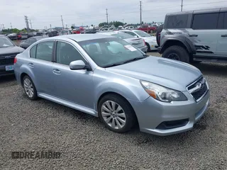 2014 Subaru Legacy Premium z VIN 4S3BMBC64E3035526, wystawiony jako IAAI lot #42254628 z przebiegiem 113 297 mil mil oraz . Historia ofert i sprzedaży dostępna na DreamBid. Obrazek 1.