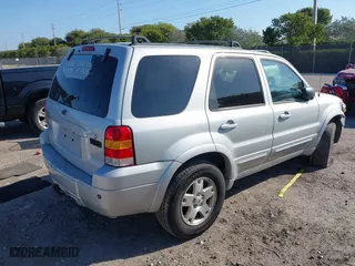 2006 Ford Escape Limited with VIN 1FMCU94156KB98012, listed as a IAAI auction lot 41805404 with 189,197 mi miles. Bid and sale history available at carsss.com. Image 4.