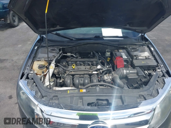 2012 Ford Fusion SE with VIN 3FAHP0HA6CR305816, listed as a IAAI auction lot 42041656 with 275,172 mi miles. Bid and sale history available at carsss.com. Image 10.