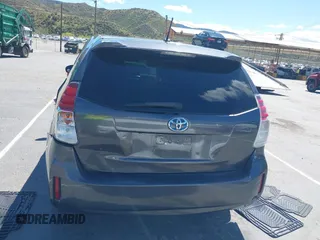 2015 Toyota Prius Two with VIN JTDZN3EU2FJ031520, listed as a IAAI auction lot 41950491 with 174,379 mi miles and . Bid and sale history available at DreamBid. Image 16.