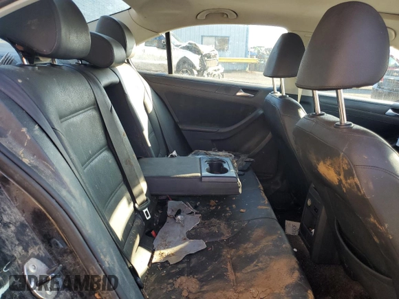 2012 Volkswagen Jetta Sedan SE w/Convenience PZEV with VIN 3VWDP7AJ8CM322350, listed as a Copart auction lot 83039504 with 185,266 mi miles and Salvage Title. Bid and sale history available at carsss.com. Image 10.
