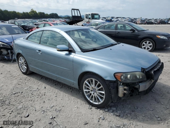 2007 Volvo C70 with VIN YV1MC68277J018897, listed as a Copart auction lot 68063284 with 167,666 mi miles and Clean Title. Bid and sale history available at carsss.com. Image 4.