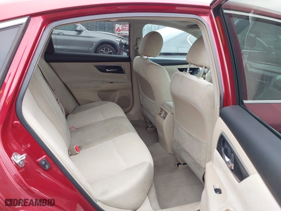 2013 Nissan Altima 2.5 SV with VIN 1N4AL3AP5DN464294, listed as a IAAI auction lot 41916603 with 102,401 mi miles. Bid and sale history available at carsss.com. Image 8.