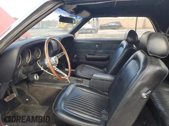 1969 Ford Mustang с VIN 9T03F120746, выставлен на аукционе Copart как лот 51998695 с пробегом 91 574 миль миль и Списание • Salvage title. История ставок и продаж доступна на DreamBid. Изображение 7.