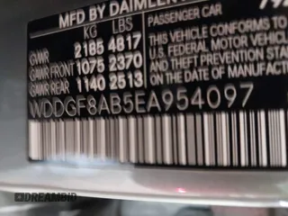 2014 Mercedes-Benz C-Class C 300 Sport with VIN WDDGF8AB5EA954097, listed as a IAAI auction lot 41441443 with 100,074 mi miles. Bid and sale history available at carsss.com. Image 9.