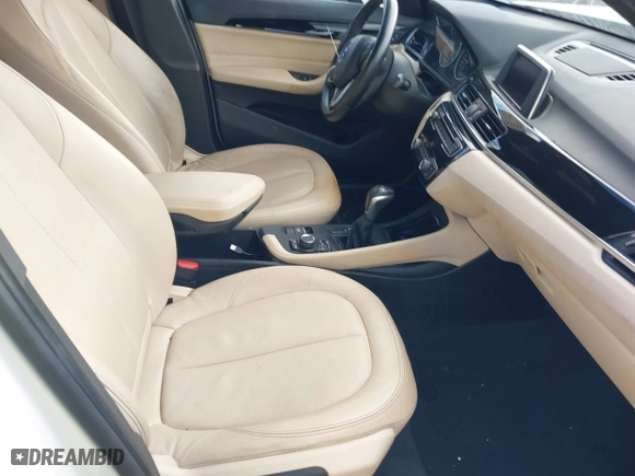 2018 BMW X1 sDrive28i with VIN WBXHU7C37J5H39401, listed as a IAAI auction lot 41421610 with 94,576 mi miles. Bid and sale history available at carsss.com. Image 5.