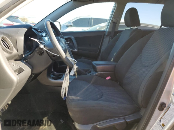2011 Toyota RAV4 Sport z VIN JTMRF4DV5B5037697, wystawiony jako Copart lot #82259164 z przebiegiem 99 215 mil mil oraz Szkoda całkowita • Salvage title. Historia ofert i sprzedaży dostępna na DreamBid. Obrazek 7.