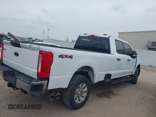 2024 Ford Super Duty F-250 SRW XL with VIN 1FT7W2BT3RED89605, listed as a IAAI auction lot 41890450 with 34,278 mi miles. Bid and sale history available at carsss.com. Image 13.
