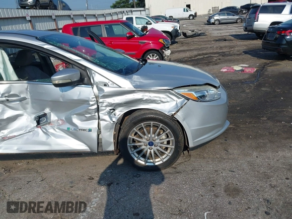 2014 Ford Focus Electric with VIN 1FADP3R43EL353378, listed as a IAAI auction lot 42555423 with 58,114 mi miles and . Bid and sale history available at DreamBid. Image 6.