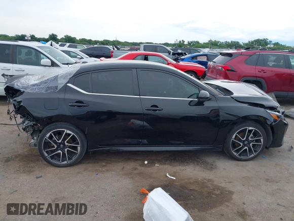 2024 Nissan Sentra SR with VIN 3N1AB8DV4RY255002, listed as a IAAI auction lot 42461623 with 19,189 mi miles and . Bid and sale history available at DreamBid. Image 13.
