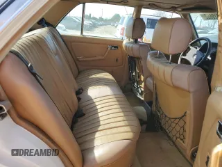 1985 Mercedes-Benz 300 with VIN WDBAB33C5FA264693, listed as a Copart auction lot 47318655 with 241,531 mi miles and Clean Title. Bid and sale history available at DreamBid. Image 10.