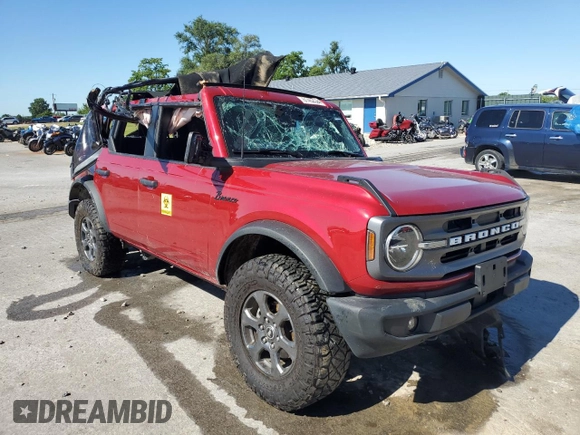 2021 Ford Bronco with VIN 1FMDE5BH1MLB00420, listed as a Copart auction lot 61452524 with 32,260 mi miles and Salvage Title. Bid and sale history available at DreamBid. Image 4.
